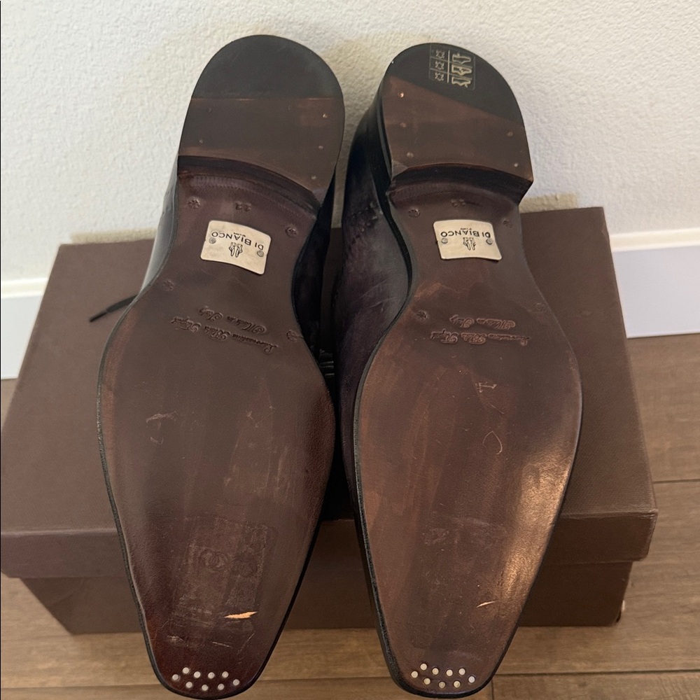 Classic Gray Men's Oxford Shoes - Picture 6 of 6